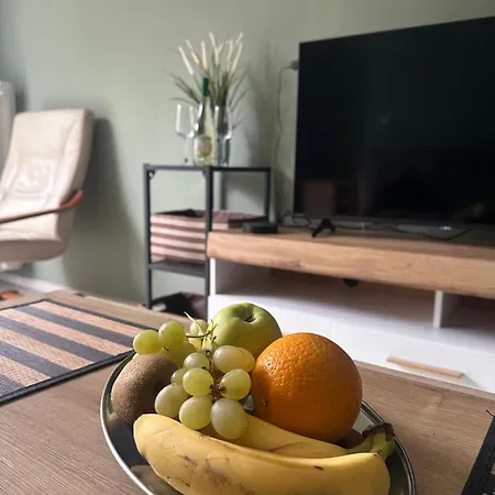 Apartman Golden Times Kowalska 8 *